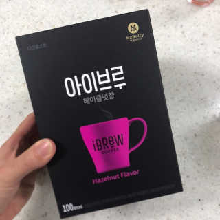 한국맥널티 아이브루 헤이즐넛향 100T — 4.5점을 준 리뷰어가 2019년 11월 올린 사용 사진
