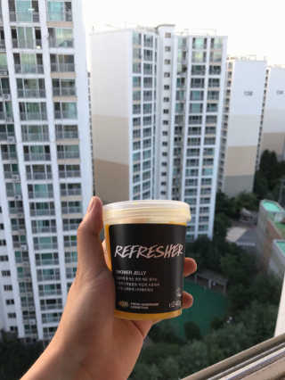 러쉬 샤워젤리 후쉬 240g 리프레셔 250g — 5점을 준 리뷰어가 2017년 8월 올린 사용 사진
