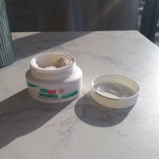 세바메드 우레아 수분폭탄크림 50ml — 4.5점을 준 리뷰어가 2019년 12월 올린 사용 사진