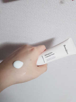보나쥬르 멜팅 글로우 카밍 크림 50ml — 1점을 준 리뷰어가 2020년 1월 올린 사용 사진