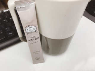 [하우투잇] 뤼에르 쿠르브 블랙 10ml x 30포 총 300ml — 4.5점을 준 리뷰어가 2020년 3월 올린 사용 사진