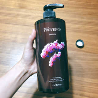 프로방스 바이올렛 퍼퓸 샴푸 1000ml 업그레이드 — 4점을 준 리뷰어가 2019년 6월 올린 사용 사진