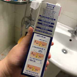 페어아크네 크리미폼 페어아크네 크리미 폼 — 5점을 준 리뷰어가 2019년 7월 올린 사용 사진