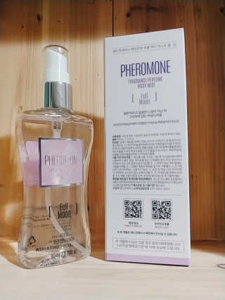 레드컨테이너 페로몬향 퍼퓸 바디미스트 80ml — 5점을 준 리뷰어가 2020년 3월 올린 사용 사진