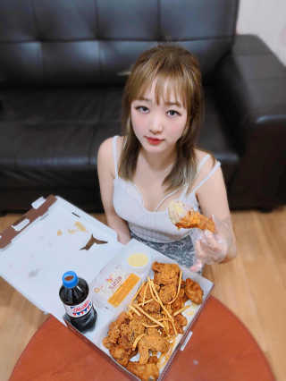 목우촌 또래오래 또래오래  콘듀치킨 — 5점을 준 리뷰어가 2019년 4월 올린 사용 사진
