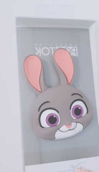 하이키키 디즈니 토이스토리 주토피아 팝톡  휴대폰 거치대 — 5점을 준 리뷰어가 2019년 9월 올린 사용 사진