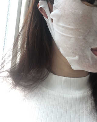 더메이런 듀얼 이펙트 스트레치 리프팅 마스크 — 3점을 준 리뷰어가 2017년 4월 올린 사용 사진