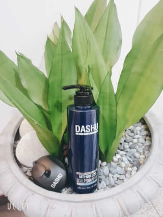 다슈코리아 다슈 단백질 한방 두피 골드 샴푸 500ml +샴푸브러쉬 — 5점을 준 리뷰어가 2019년 10월 올린 사용 사진