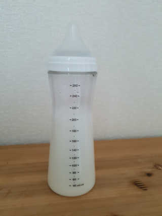 엄마의 바램을 담은 프리미엄 감성젖병 오유위시 260ml — 5점을 준 리뷰어가 2020년 3월 올린 사용 사진