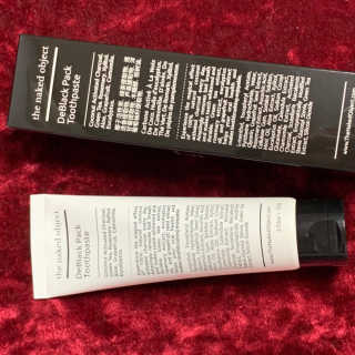 the naked object 디블랙팩치약 디블랙칫솔 세트 — 4점을 준 리뷰어가 2019년 6월 올린 사용 사진