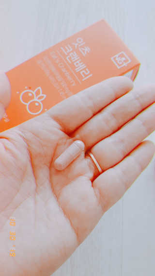 네츄럴굿띵스 잇츠 크랜베리 1병 30일분 — 5점을 준 리뷰어가 2019년 10월 올린 사용 사진