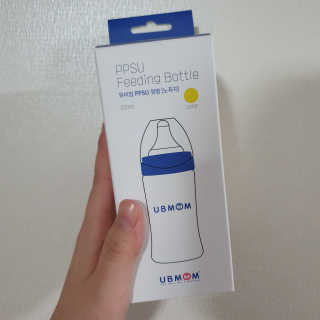 유비맘 PPSU 젖병 노꼭지_200ml_컬러 랜덤 발송 — 5점을 준 리뷰어가 2019년 12월 올린 사용 사진