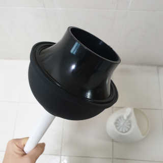창신리빙 [프랑코 변기 클리너 세트] 똑똑한 정리 수납 — 3점을 준 리뷰어가 2019년 3월 올린 사용 사진