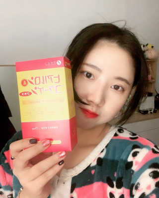 한국맥널티 맥널티 히알루론산 콜라겐 플러스 14개입 — 5점을 준 리뷰어가 2019년 12월 올린 사용 사진