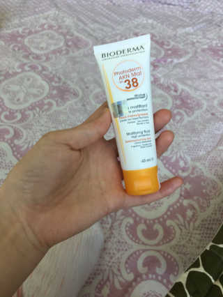 BIODERMA 바이오더마 포토덤 아쿠아 플루이드 선 — 5점을 준 리뷰어가 2017년 3월 올린 사용 사진