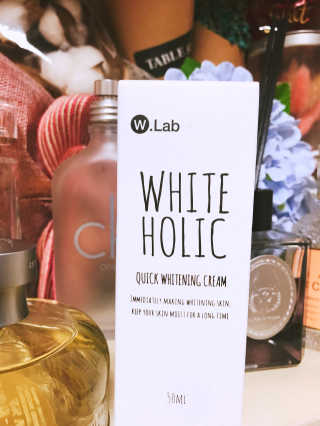 더블유랩 화이트홀릭 50ml — 5점을 준 리뷰어가 2018년 7월 올린 사용 사진