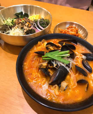 풍국면_강남직영점 [풍국면 강남직영점] 공팔세트 2종 중 택 1 — 3점을 준 리뷰어가 2018년 12월 올린 사용 사진