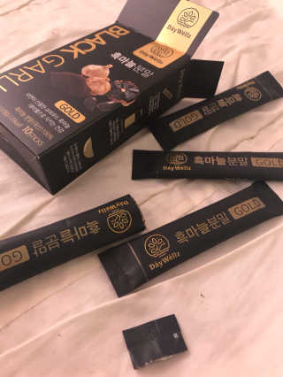 데이웰즈 흑마늘분말골드 — 5점을 준 리뷰어가 2017년 10월 올린 사용 사진