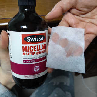 SWISSE 스위스 미셀라 메이크업 리무버 — 4.5점을 준 리뷰어가 2019년 11월 올린 사용 사진