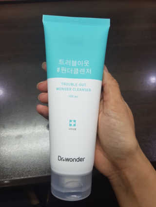 닥터원더 트러블아웃 원더클렌저 — 4점을 준 리뷰어가 2017년 10월 올린 사용 사진