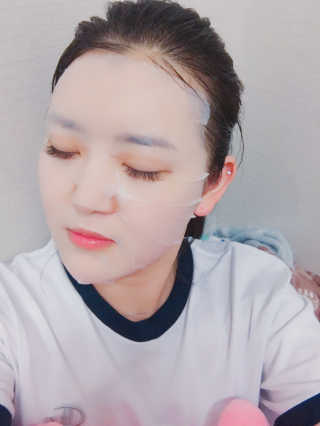 23years old 하이알톡스 쁘띠마스크(5장) — 3.67점을 준 리뷰어가 2017년 6월 올린 사용 사진