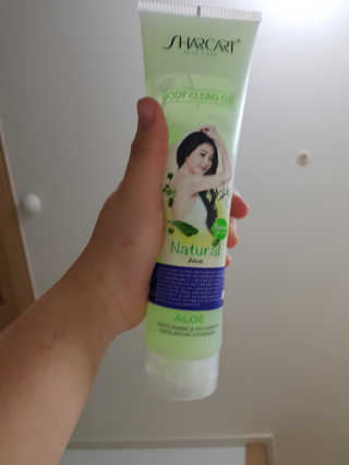 줌마들도 인정한 샤카트 페이스앤바디 필링젤 310ml — 5점을 준 리뷰어가 2018년 4월 올린 사용 사진