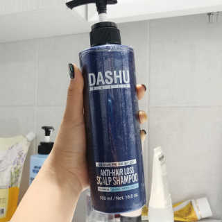 다슈코리아 다슈 데일리 한방 두피 골드 샴푸 500ml — 4.33점을 준 리뷰어가 2017년 11월 올린 사용 사진