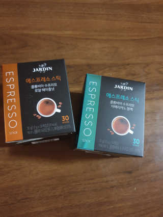(주)쟈뎅 쟈뎅 에스프레소 스틱 [블랙+헤이즐넛 set] — 5점을 준 리뷰어가 2020년 3월 올린 사용 사진