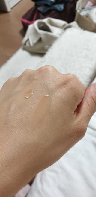브이테라D 더마엘라비에 브이테라 D 발효 허니부쉬 에센스 — 4점을 준 리뷰어가 2019년 4월 올린 사용 사진