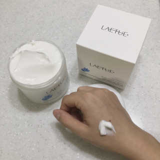 (주)이스터비엔에프 라에뜨 사차인치 바디케어크림 300ml — 5점을 준 리뷰어가 2019년 3월 올린 사용 사진