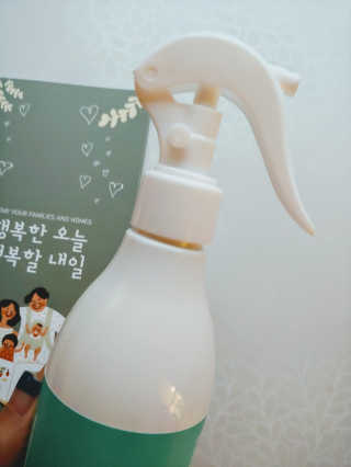 화목한가정 순수니아 피톤치드 스프레이 300ml — 5점을 준 리뷰어가 2019년 3월 올린 사용 사진