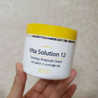 지고트 비타솔루션12 시너지 앰플 크림 100ml — 4점을 준 리뷰어가 2019년 7월 올린 사용 사진