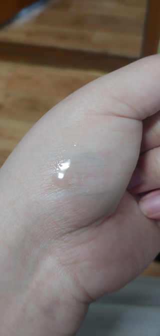 오지아이 워터 밤 모이스처 스킨 에센스 180ml — 5점을 준 리뷰어가 2020년 2월 올린 사용 사진