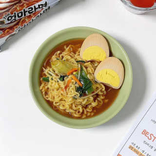 라면 그대로가 제일 맛있는 더엄마라면 — 5점을 준 리뷰어가 2019년 7월 올린 사용 사진