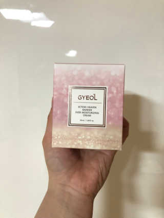 GYEOL 엑토인 헤븐 베리어 에버 모이스쳐라이징 크림 — 4점을 준 리뷰어가 2019년 11월 올린 사용 사진