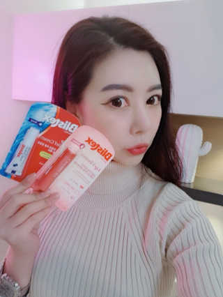 블리스텍스 립 릴리프 크림 립밤, 립 바이브런스 립밤 — 5점을 준 리뷰어가 2018년 11월 올린 사용 사진