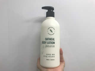 (주)에네스티 내추럴 촉촉  오트밀 바디로션 500ml — 4.5점을 준 리뷰어가 2019년 8월 올린 사용 사진
