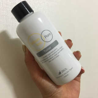이솔화장품 이솔 세범 리스 포어 토너 200ml — 5점을 준 리뷰어가 2018년 8월 올린 사용 사진