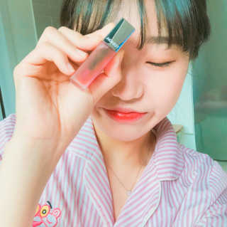 테라다이아 립 메이트 오일 — 4.67점을 준 리뷰어가 2018년 6월 올린 사용 사진