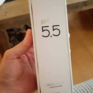 포므시 스노우화이트클렌징폼pH5.5 — 4점을 준 리뷰어가 2019년 8월 올린 사용 사진