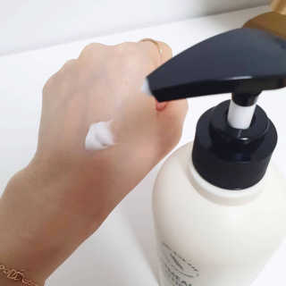 (주)에네스티 내추럴 촉촉  오트밀 바디로션 500ml — 5점을 준 리뷰어가 2019년 12월 올린 사용 사진