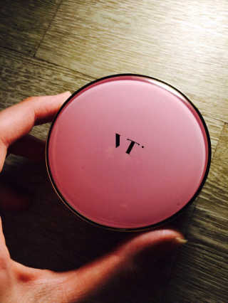 브이티 코스메틱 VT 리얼 콜라겐 팩트 — 3.33점을 준 리뷰어가 2017년 4월 올린 사용 사진