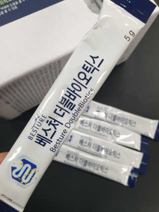 베스처 더블바이오틱스 100포 x 1박스 — 5점을 준 리뷰어가 2019년 7월 올린 사용 사진