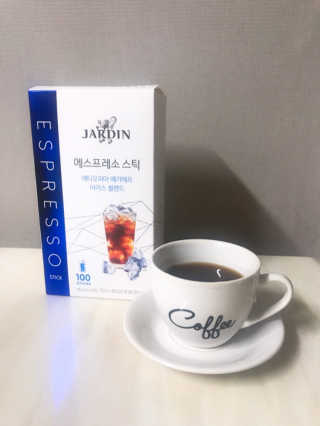 (주)쟈뎅 [쟈뎅] 에스프레소스틱 아이스블렌드 — 3.5점을 준 리뷰어가 2019년 5월 올린 사용 사진