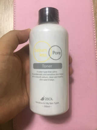이솔화장품 이솔 세범 리스 포어 토너 200ml — 4.17점을 준 리뷰어가 2018년 8월 올린 사용 사진