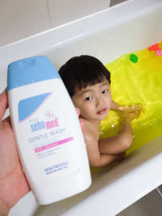 세바메드 베이비 바디워시 200ml — 5점을 준 리뷰어가 2020년 2월 올린 사용 사진