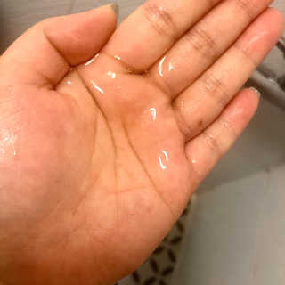 달리프 베러 퍼퓸 샴푸 1000ml 레이니데이 or 일랑로즈 — 5점을 준 리뷰어가 2020년 2월 올린 사용 사진