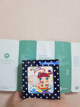 수피요 통동 팔공검 NO SEBUM POWDER PACT — 3.67점을 준 리뷰어가 2018년 7월 올린 사용 사진