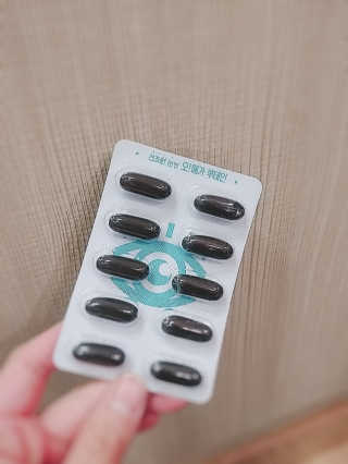 네츄럴굿띵스 오!메가루테인 60일분 — 5점을 준 리뷰어가 2018년 5월 올린 사용 사진