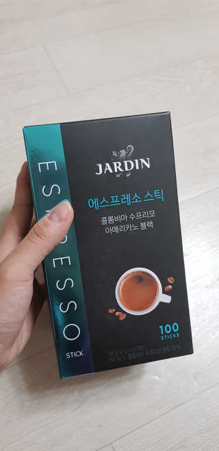 (주)쟈뎅 쟈뎅 에스프레소 스틱 아메리카노 블랙 — 5점을 준 리뷰어가 2018년 10월 올린 사용 사진